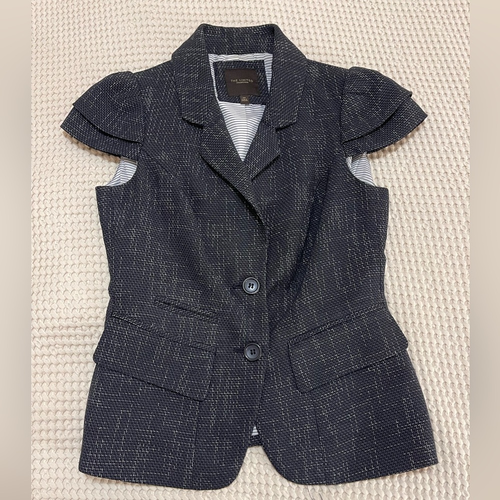 The Limited - Black and White tweed cap sleeve blazer